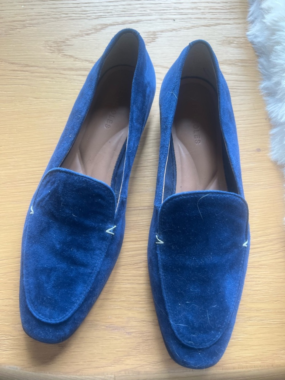 AEROSOLES Navy Blue Velvet Loafers
